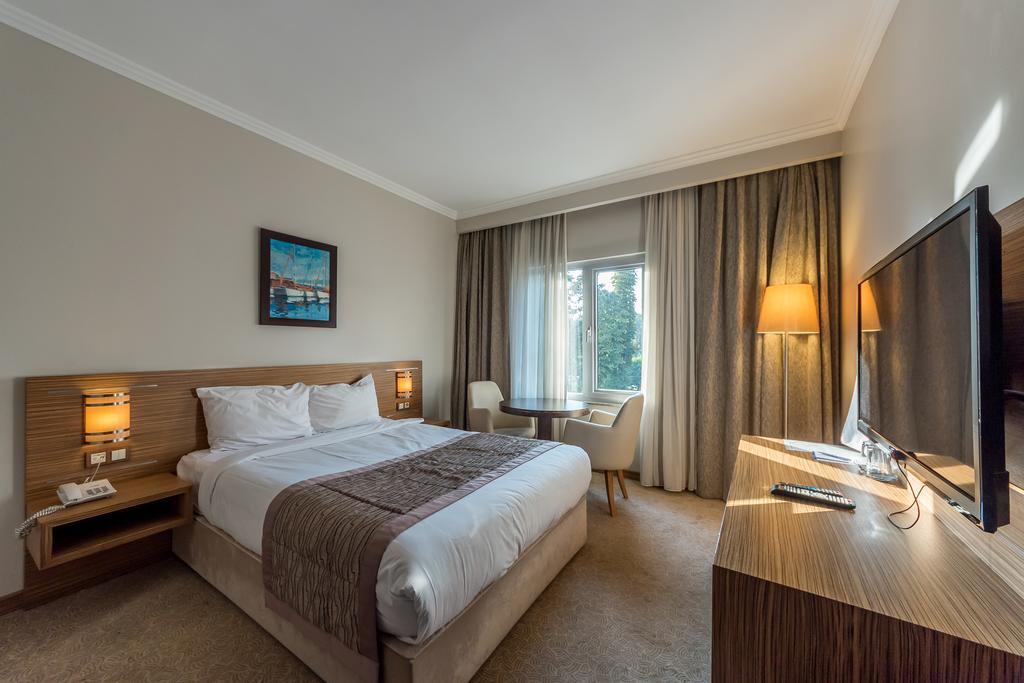 Hotel Almina Park Duzce Zewnętrze zdjęcie