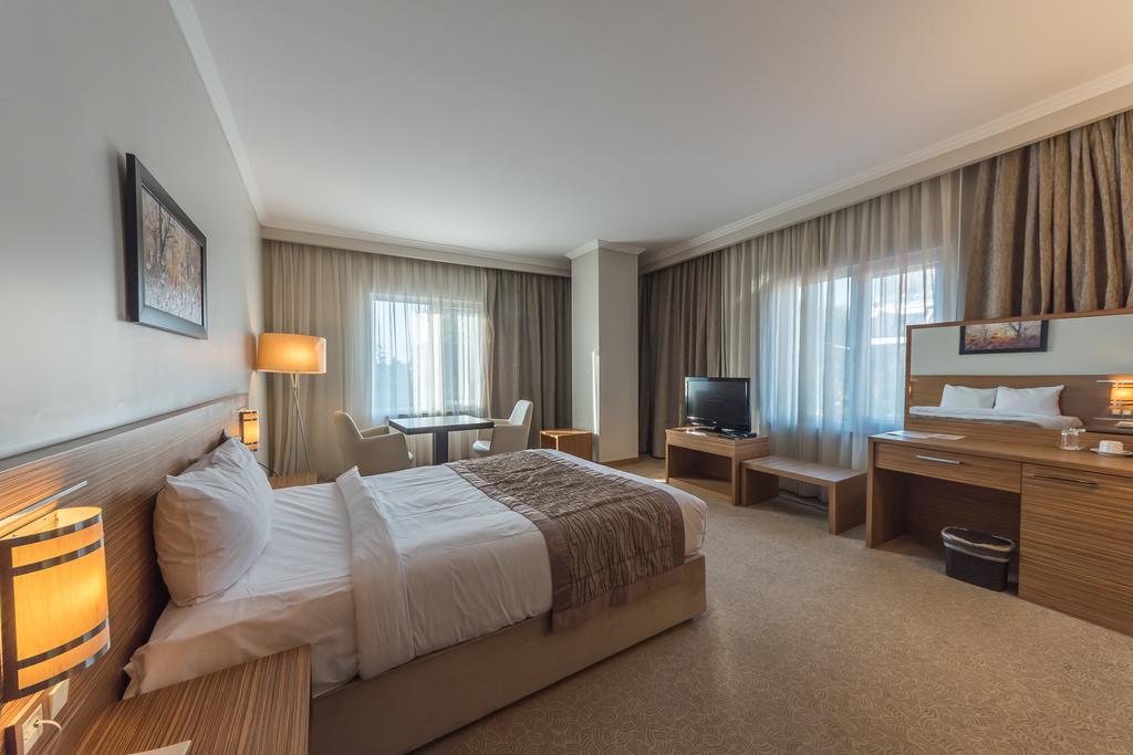 Hotel Almina Park Duzce Zewnętrze zdjęcie